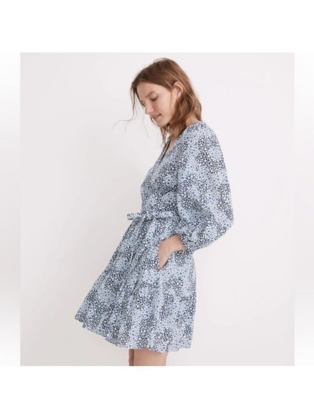 Madewell Blue & White Crinkle Wrap Mini Dress in Quilted Floral Sz 2